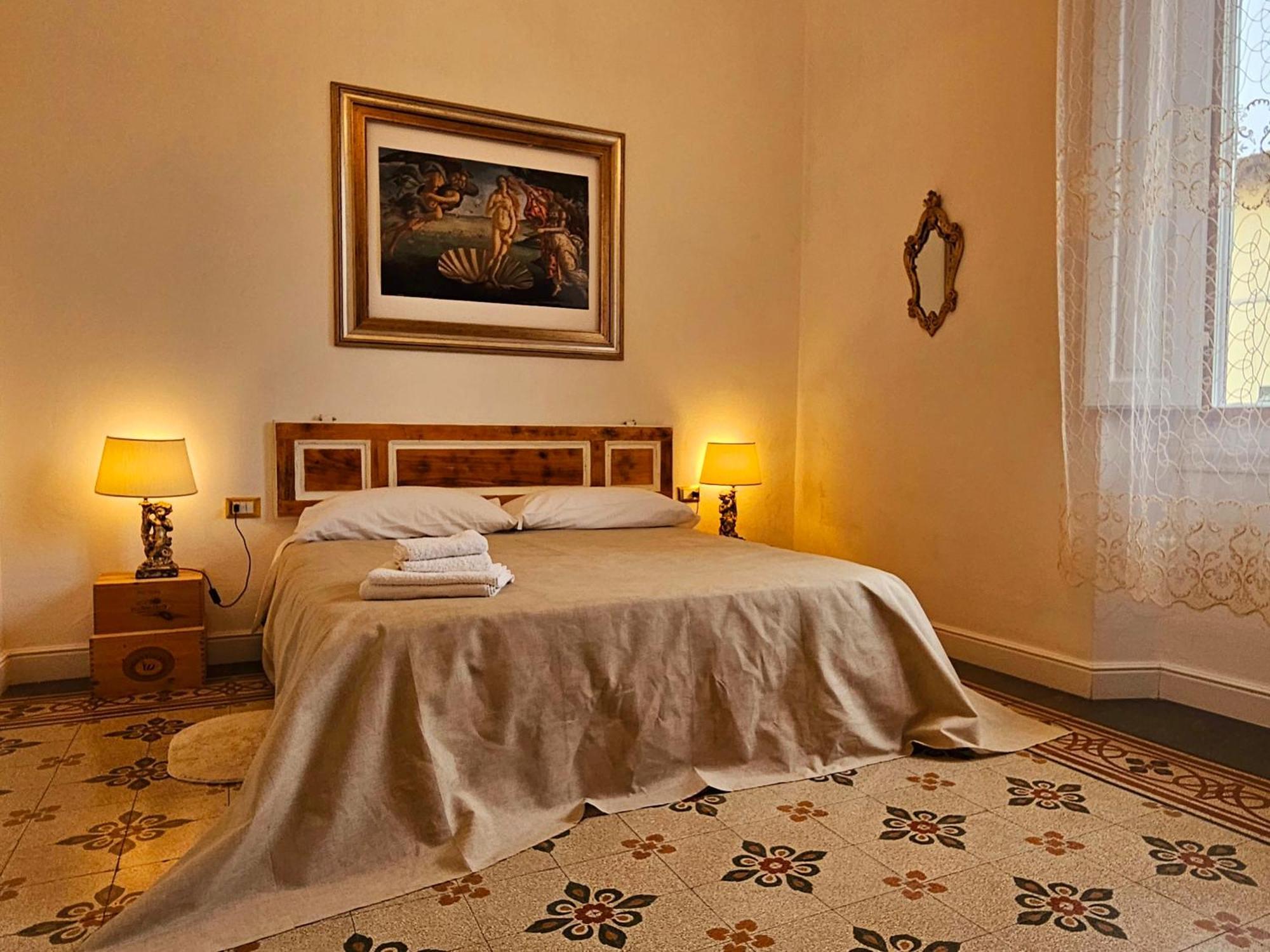 Venere Supercentral B&B Флоренція Екстер'єр фото